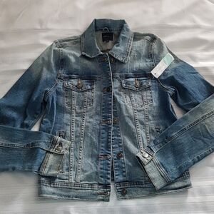 Just USA women's distressed jean jacket size Medium Marine Boyfriend